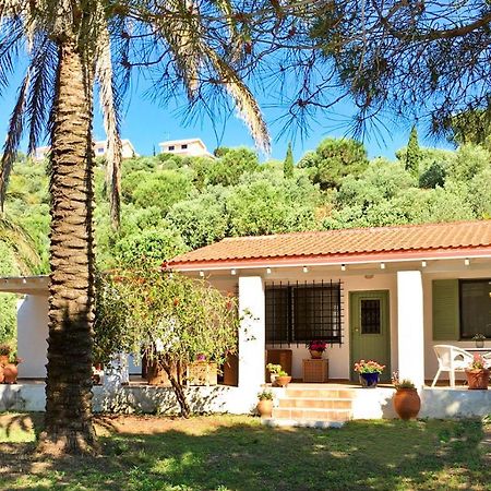 Olive Bay Beach House Амолиани Экстерьер фото