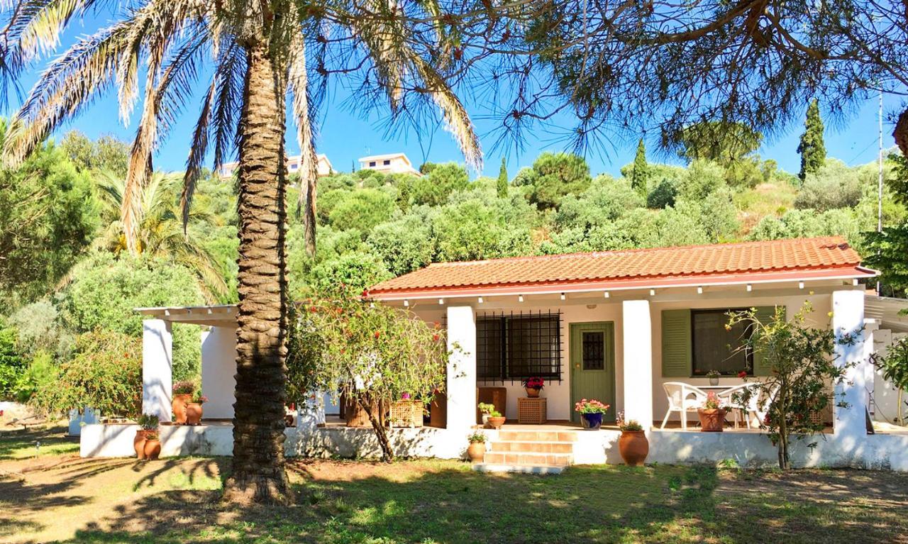 Olive Bay Beach House Амолиани Экстерьер фото