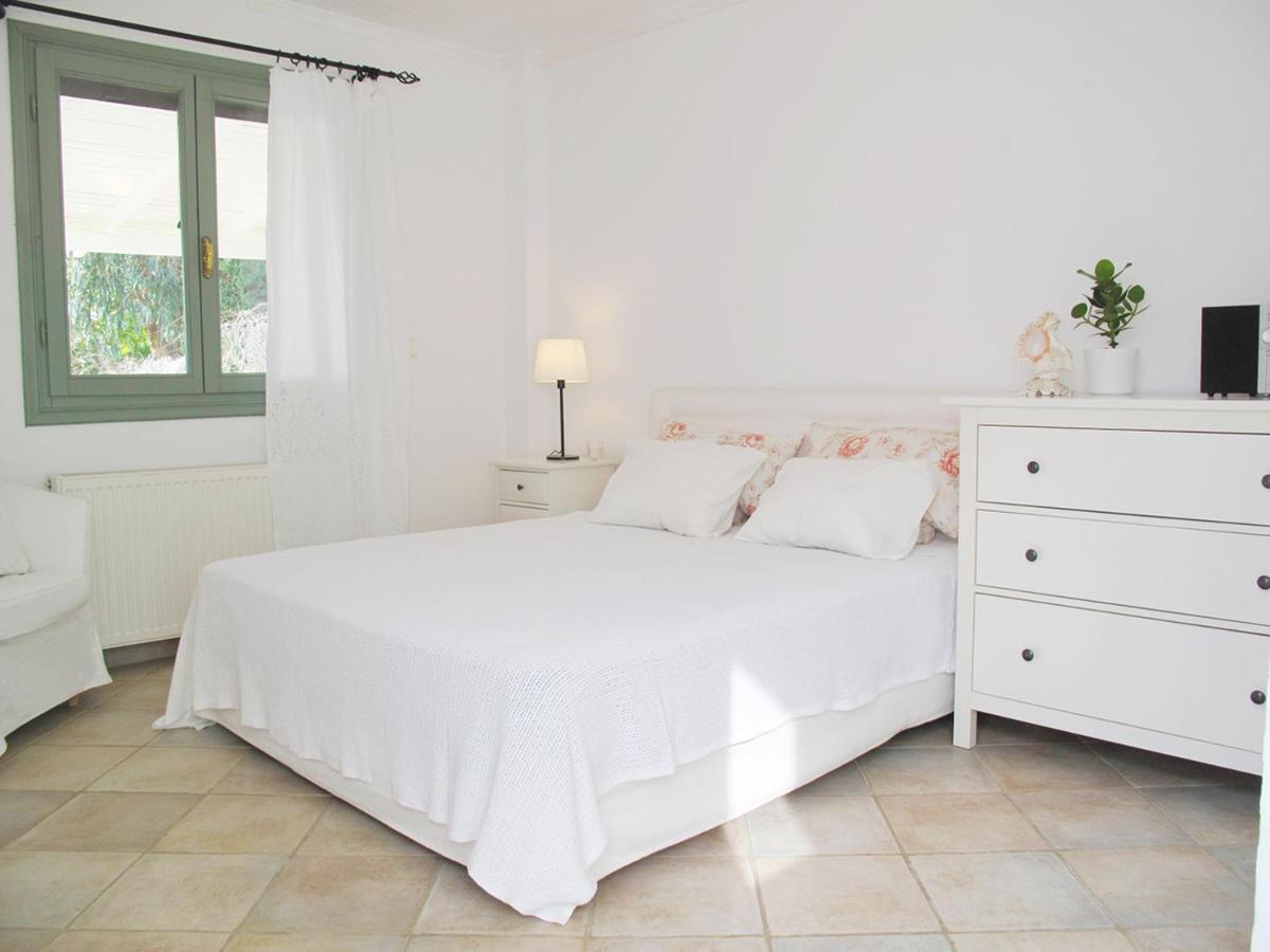 Olive Bay Beach House Амолиани Экстерьер фото