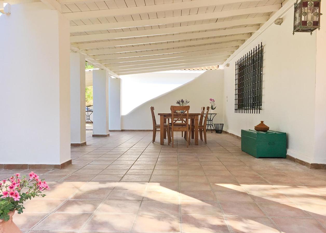 Olive Bay Beach House Амолиани Экстерьер фото